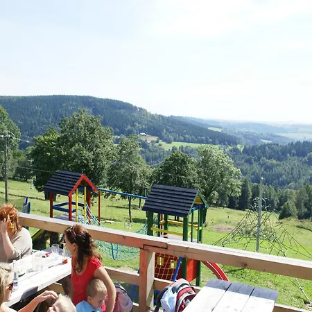 بيت للعطل Peaceful Mountain Stay, Cleaning Included *